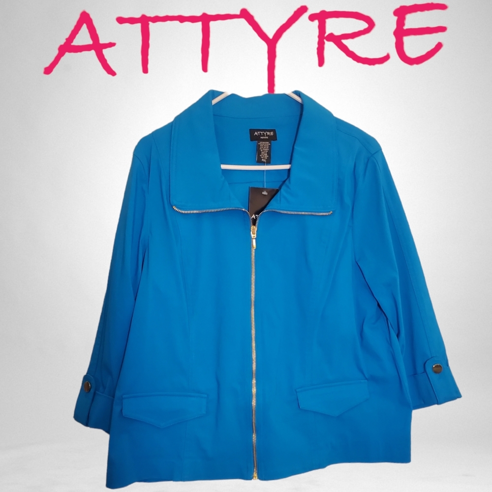 NWT Attyre Women's Zippered Jacket